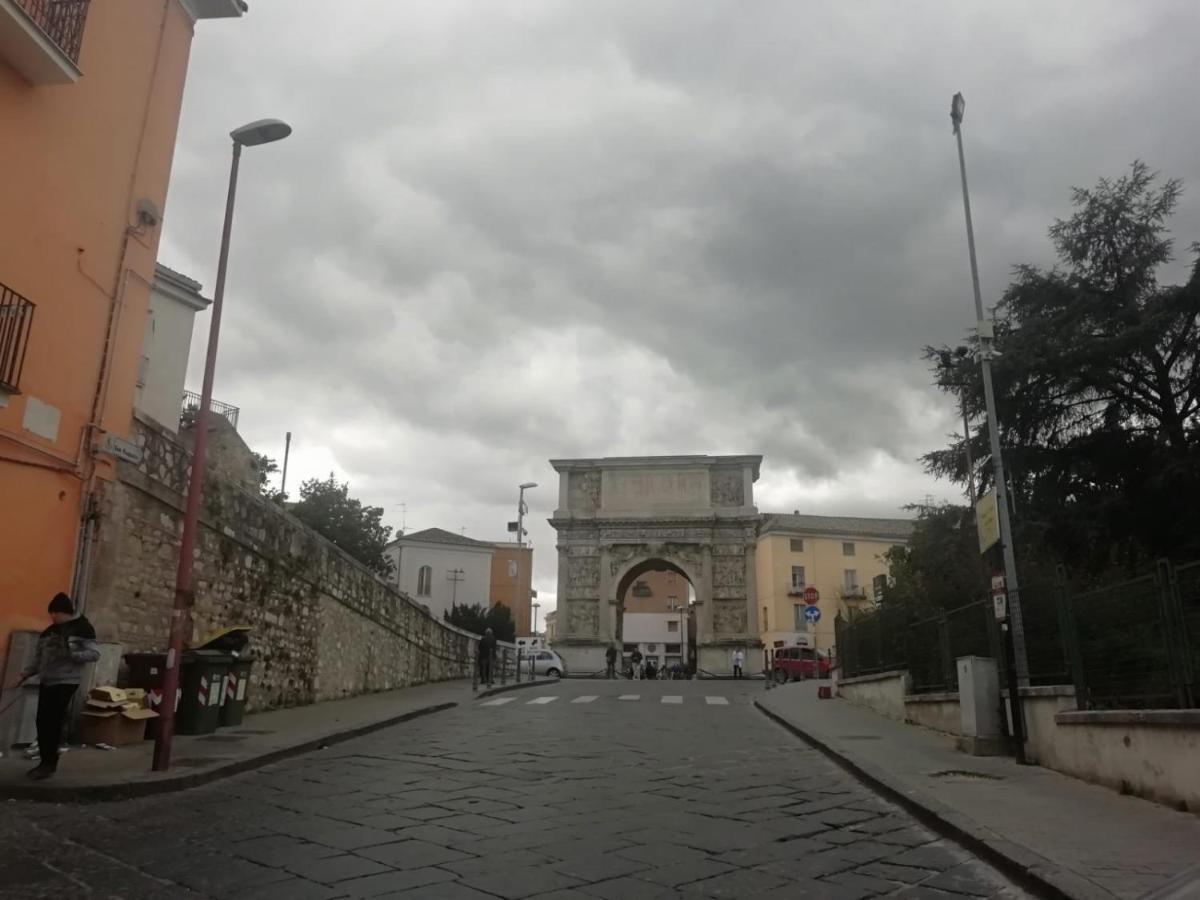 B&B Sant Ilario Μπενεβέντο Εξωτερικό φωτογραφία